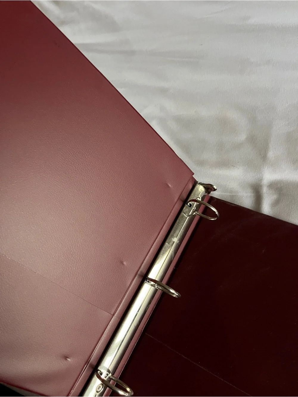 Samsill Maroon 3-Ring Binder 1.5” Spine 1” Round Ring Inside Pocket